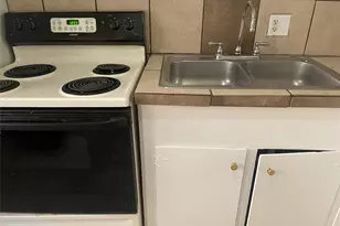 11639 Chimney Rock Rd, Houston, TX 77035 - Photo 7