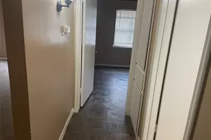 11639 Chimney Rock Rd, Houston, TX 77035 - Photo 9