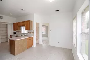 1627 Mabry Mill Rd, Houston, TX 77062 - Photo 13