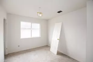 1627 Mabry Mill Rd, Houston, TX 77062 - Photo 23