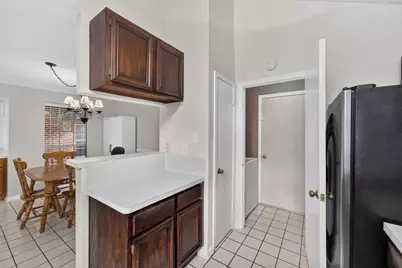 28 S Rain Forest Court, The Woodlands, TX 77380 - Photo 17