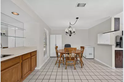 28 S Rain Forest Court, The Woodlands, TX 77380 - Photo 11
