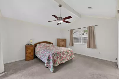 28 S Rain Forest Court, The Woodlands, TX 77380 - Photo 19