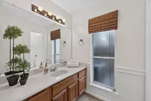 28 S Rain Forest Ct, The Woodlands, TX 77380 - Photo 25