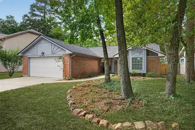 28 S Rain Forest Court, The Woodlands, TX 77380 - Photo 3