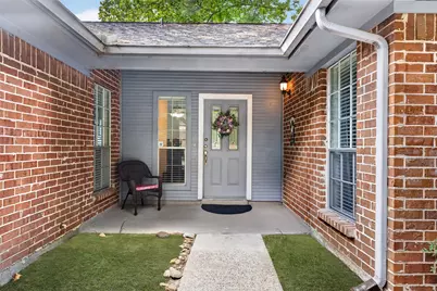28 S Rain Forest Court, The Woodlands, TX 77380 - Photo 5