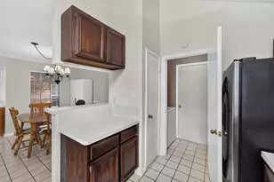 28 S Rain Forest Ct, The Woodlands, TX 77380 - Photo 17