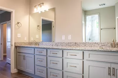 303 Canal Street, Port Neches, TX 77651 - Photo 13