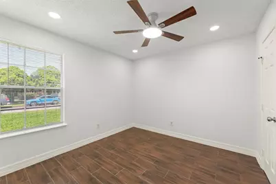 12402 Jaguar Drive, Houston, TX 77477 - Photo 11