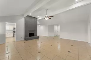 12402 Jaguar Dr, Houston, TX 77477 - Photo 5