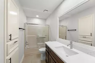 12402 Jaguar Dr, Houston, TX 77477 - Photo 19