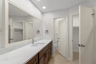 12402 Jaguar Dr, Houston, TX 77477 - Photo 17