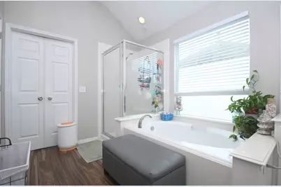 9805 Sunnycoast Lane, Pearland, TX 77584 - Photo 17