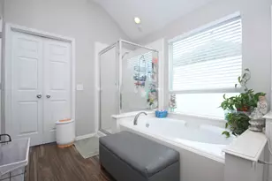 9805 Sunnycoast Ln, Pearland, TX 77584 - Photo 17