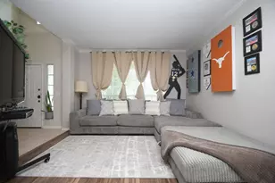 9805 Sunnycoast Ln, Pearland, TX 77584 - Photo 5