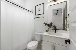 857 Fisher St, Houston, TX 77018 - Photo 3