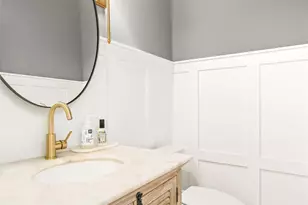 804 Aurora St, Houston, TX 77009 - Photo 7