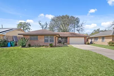 1409 Conrad Sauer Drive, Houston, TX 77043 - Photo 1