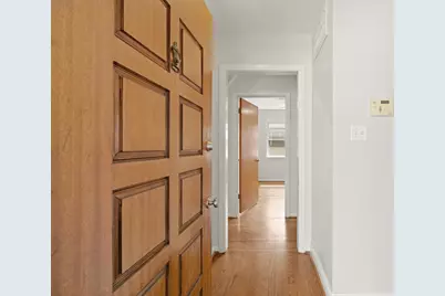 1409 Conrad Sauer Drive, Houston, TX 77043 - Photo 3