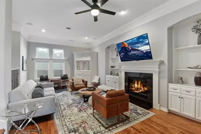 1202 W 25th Street, Houston, TX 77008 - Photo 3