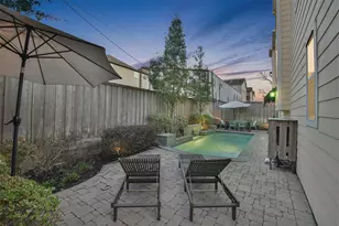 1202 W 25th St, Houston, TX 77008 - Photo 15