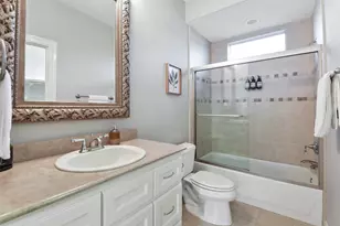 1202 W 25th St, Houston, TX 77008 - Photo 9