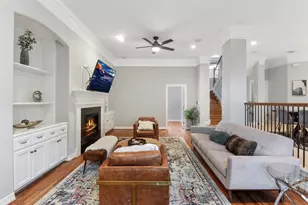 1202 W 25th St, Houston, TX 77008 - Photo 5