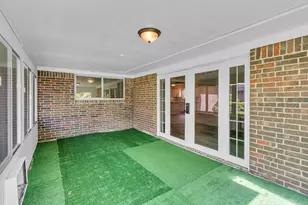 3937 Tumbleweed Ln, Baytown, TX 77521 - Photo 3