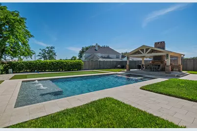 30 Waters Lake Boulevard, Missouri City, TX 77459 - Photo 3