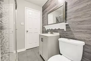 1407 Avenue I, Houston, TX 77587 - Photo 11