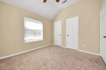 323 N Esplanade Lane, Stafford, TX 77477 - Photo 33
