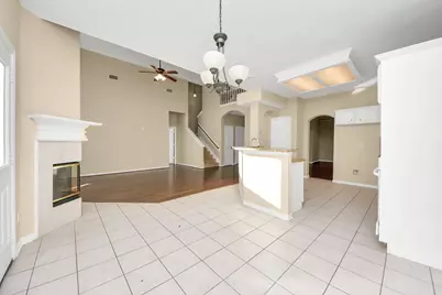 323 N Esplanade Lane, Stafford, TX 77477 - Photo 11