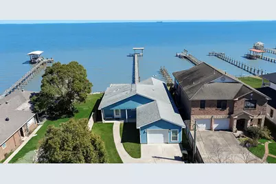 3723 Bayshore Drive, Bacliff, TX 77518 - Photo 1