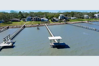 3723 Bayshore Drive, Bacliff, TX 77518 - Photo 27