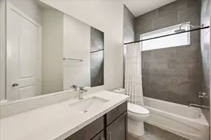 2215 Penny Derrick Ln, Houston, TX 77055 - Photo 17