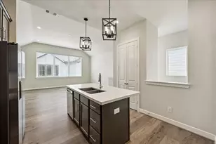 2215 Penny Derrick Ln, Houston, TX 77055 - Photo 9