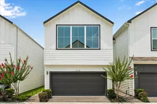 2215 Penny Derrick Ln, Houston, TX 77055 - Photo 1