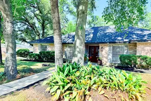 7146 Bayou Forest Dr, Houston, TX 77088 - Photo 1