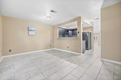 1425 Springrock Lane #4, Houston, TX 77055 - Photo 9