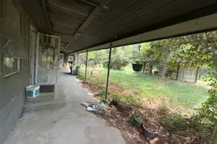 1556 Co Rd 2042, Hull, TX 77564 - Photo 17