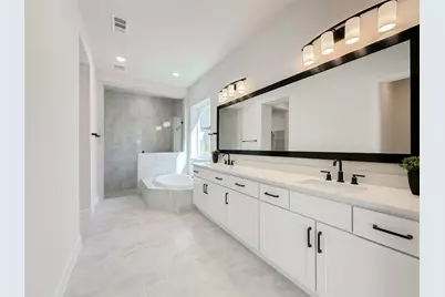 1015 Windy Creek Path, Conroe, TX 77304 - Photo 21