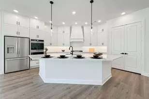 1015 Windy Creek Path, Conroe, TX 77304 - Photo 9