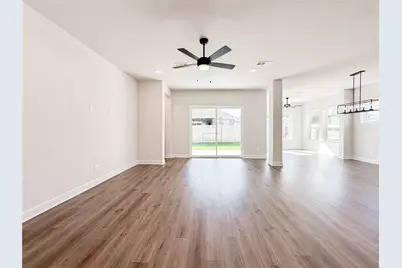 1015 Windy Creek Path, Conroe, TX 77304 - Photo 17