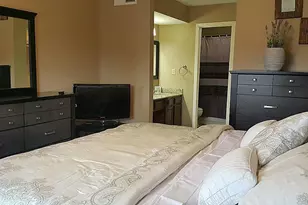 10555 Turtlewood Ct, Houston, TX 77072 - Photo 7