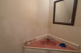 9803 Club Creek Dr, Houston, TX 77036 - Photo 11