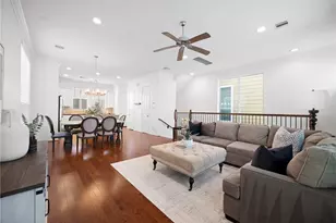 1172 W 17th St, Houston, TX 77008 - Photo 1