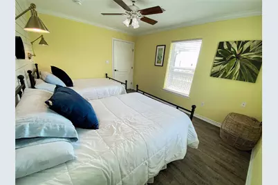 903 S Cove, Crystal Beach, TX 77650 - Photo 21