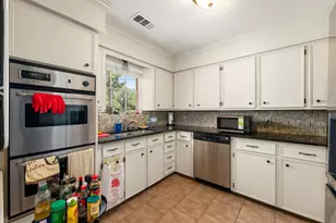 6010 Coral Ridge Rd, Houston, TX 77069 - Photo 13