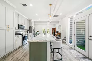5956 Woodway Place Ct, Houston, TX 77057 - Photo 13