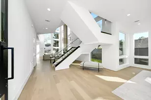 2232 Swift Blvd, Houston, TX 77030 - Photo 3